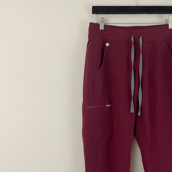 Figs Zamora Jogger Scrub Pants in Burgundy Size Small Tall - Picture 5 of 6